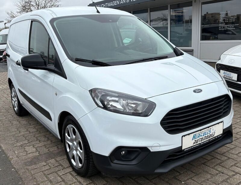 Weiß Gebraucht 2020 Ford Transit Trend Van | 9.990 € (Guter Preis) - Bild 1/4
