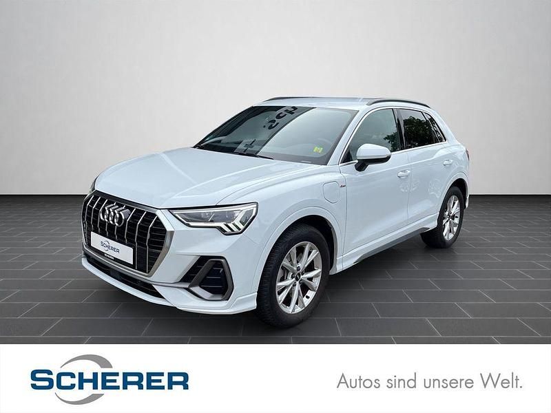 Gletscherweiß metallic Gebraucht 2022 Audi Q3 S-Line SUV | 33.980 € (Fairer Preis) - Bild 1/4