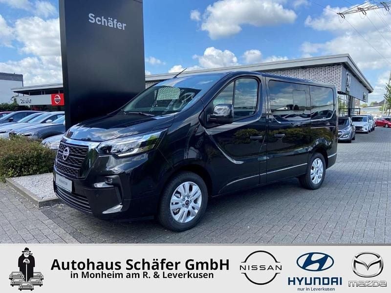 Midnight black Neu 2025 Nissan Primastar Tekna Van / Kleinbus | 41.218 € (Superpreis) - Bild 1/4