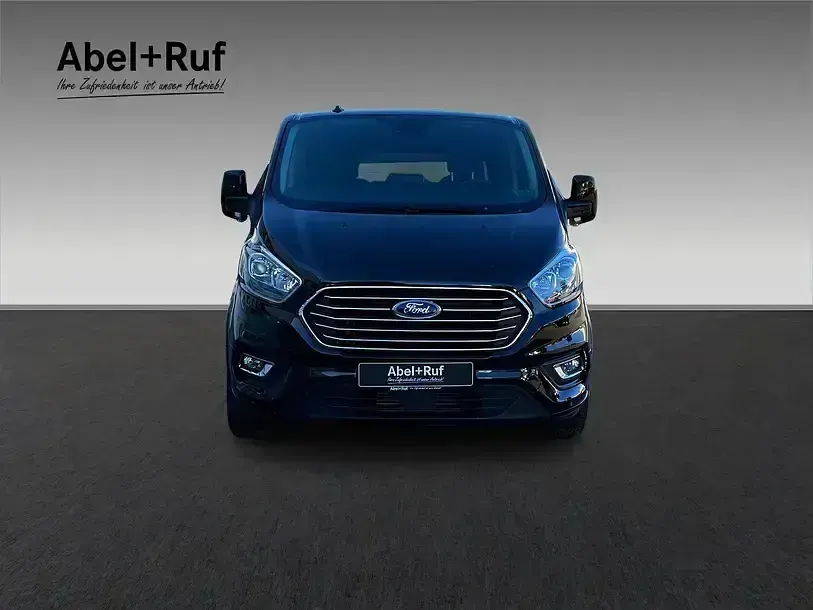 Gebraucht Ford Tourneo Titanium 131 PS (96 kW) 2022 Schwarz Van / Kleinbus