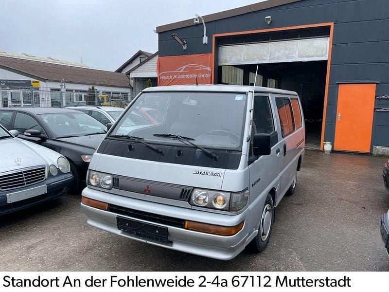 Silber Gebraucht 1991 Mitsubishi L300 Van / Kleinbus | 6.590 € - Bild 1/4