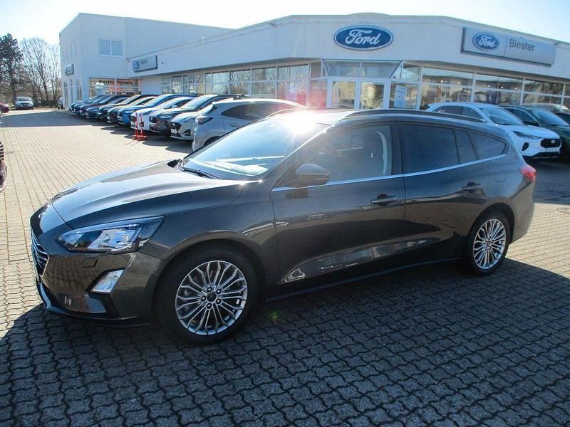 Gebraucht Ford Focus Titanium X 125 PS (91 kW) 2021 Grau Limousine