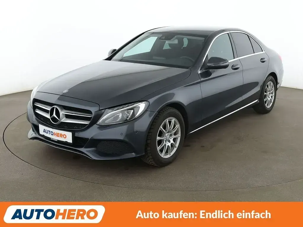 Gebraucht Mercedes C200 Avantgarde 184 PS (135 kW) 2015 Limousine