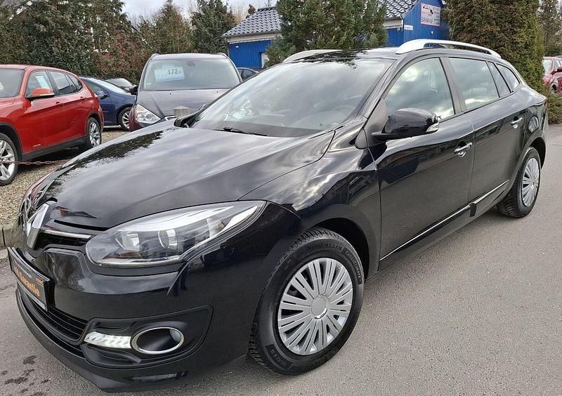 Gebraucht Renault Mégane GrandTour Dynamique 110 PS (80 kW) 2014 Schwarz Kombi