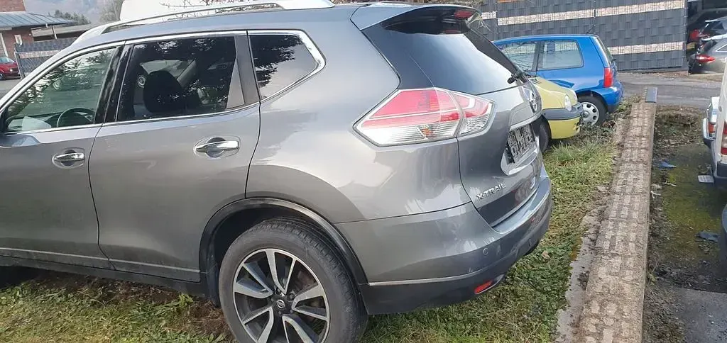 Gebraucht Nissan X-Trail N-Vision 177 PS (130 kW) 2017 Grau SUV