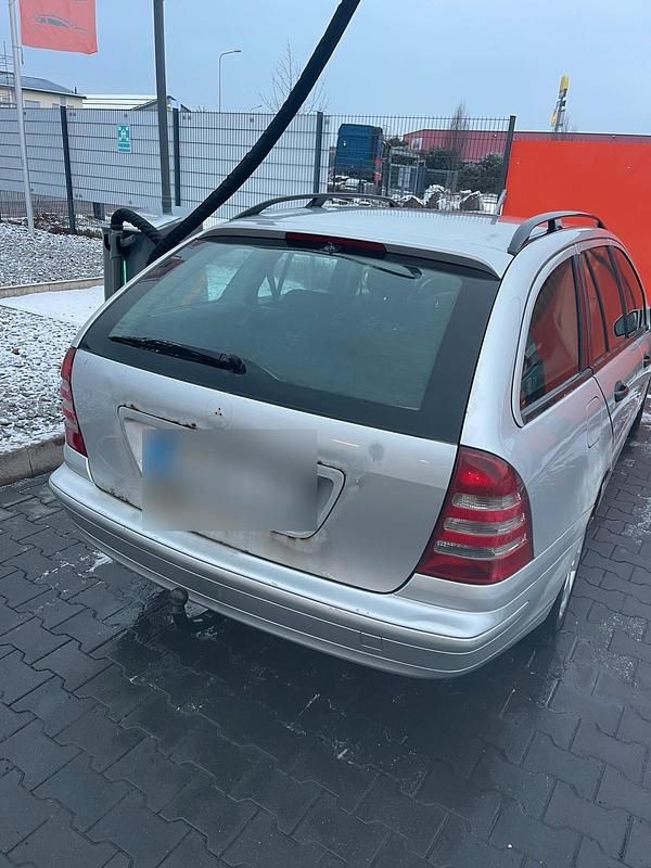 Gebraucht Mercedes C220 143 PS (105 kW) 2001 Silber Kombi