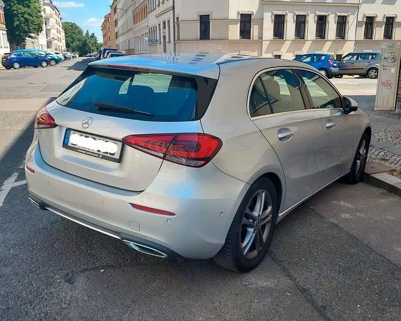 Gebraucht Mercedes A220 190 PS (139 kW) 2018 Silber Limousine