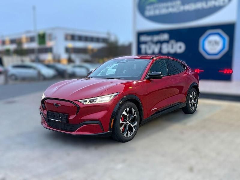 Gebraucht Ford Mustang Mach-E 197 kW (269 PS) 2022 Rot SUV
