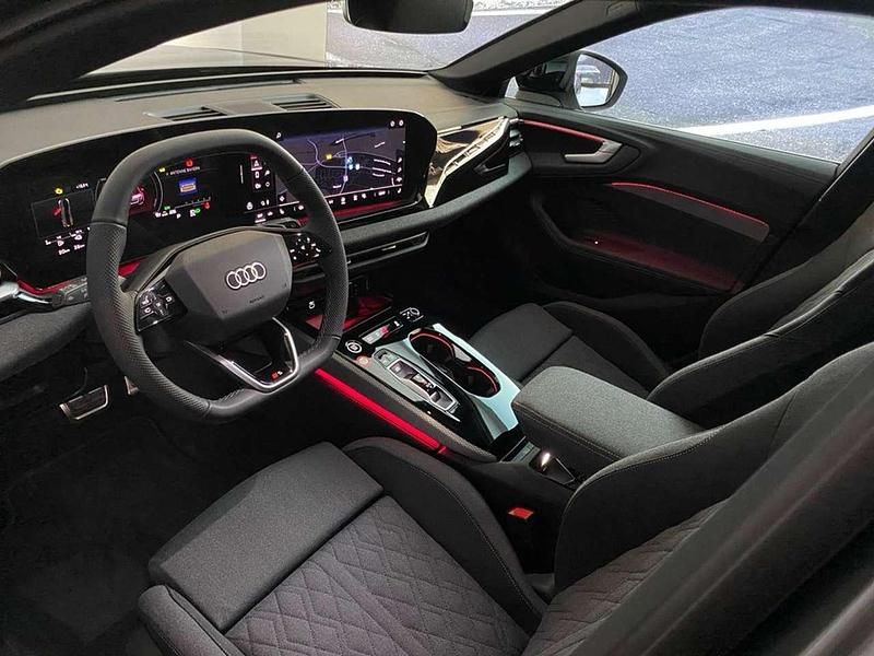 Nouă Audi A5 S-Line 299 CP (219 kW) 2026 Gri Break