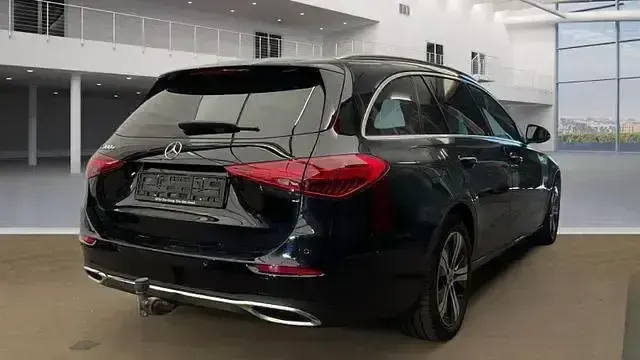 Gebraucht Mercedes C300e 313 PS (230 kW) 2023 Schwarz Limousine