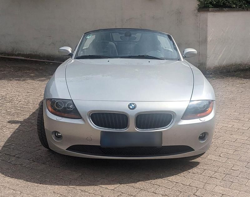 Gebraucht BMW Z4 Sport Line 192 PS (141 kW) 2005 Silber Cabrio