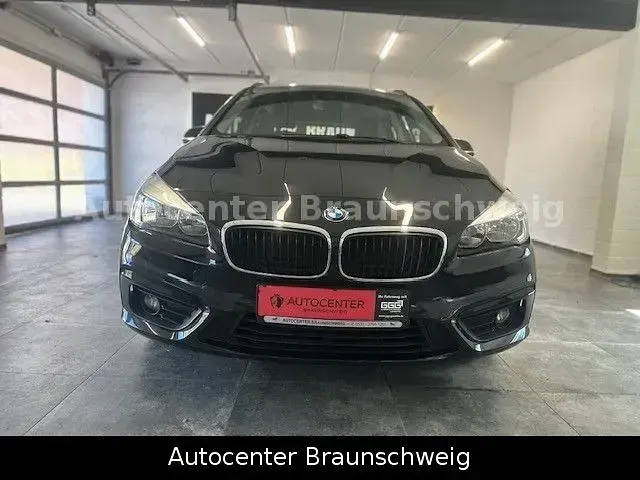 Gebraucht BMW 216 Active Tourer Advantage 116 PS (85 kW) 2017 Schwarz Van / Kleinbus