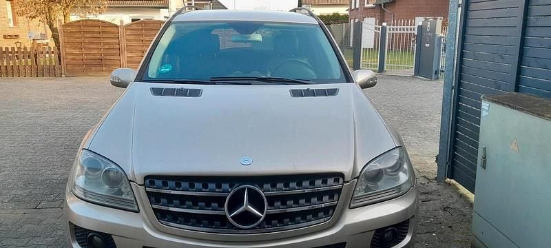 Gebraucht Mercedes ML280 2006 Gold SUV