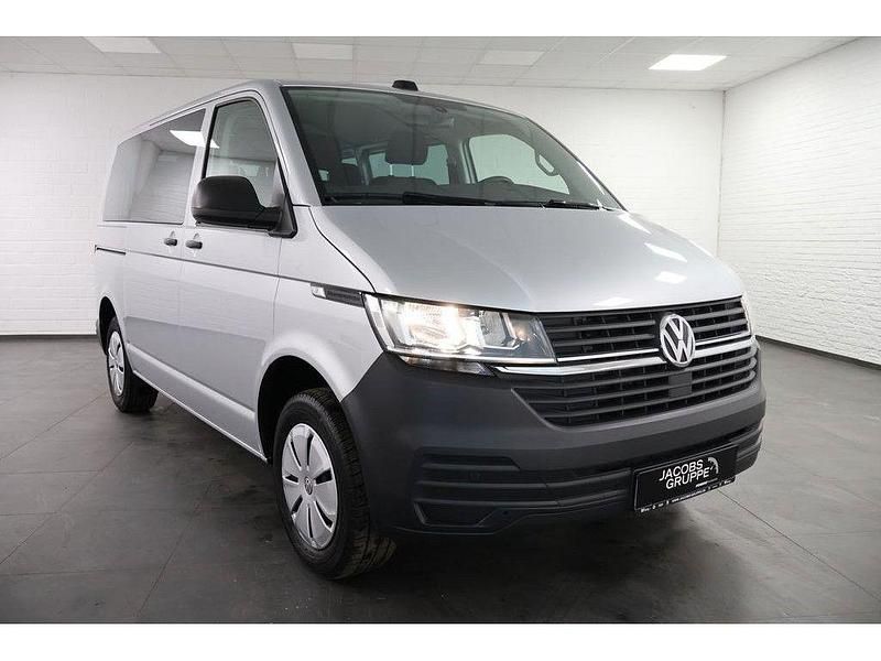 Gebraucht VW Transporter 150 PS (110 kW) 2024 Silber Van