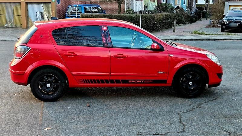 Gebraucht Opel Astra 116 PS (85 kW) 2009 Rot Limousine