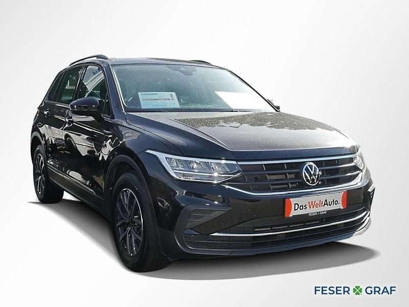 Gebraucht VW Tiguan Life 150 PS (110 kW) 2022 Delfingrau metallic SUV