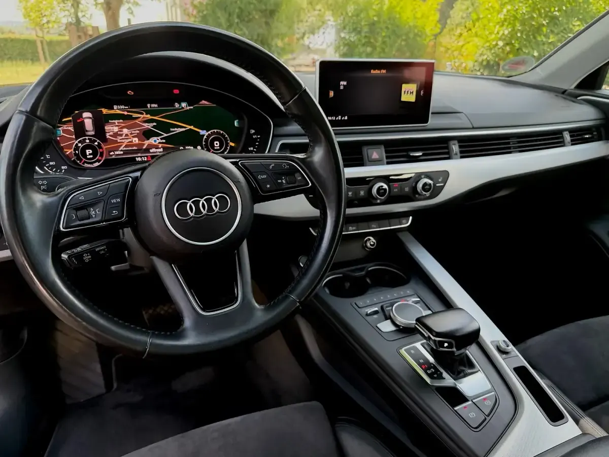 Gebraucht Audi A4 190 PS (139 kW) 2016 Grau Kombi