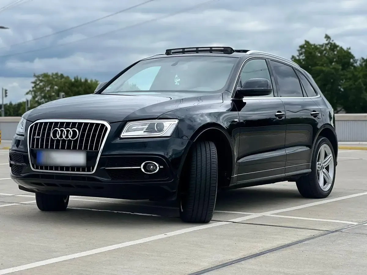 Gebraucht Audi Q5 Comfort 258 PS (189 kW) 2015 Schwarz SUV