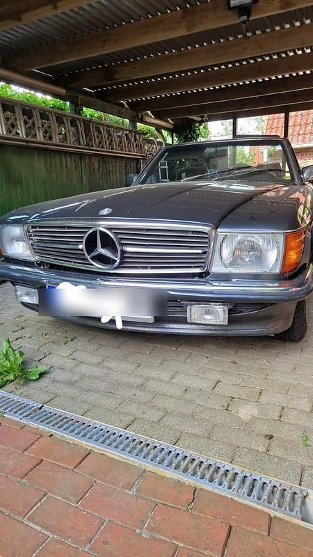 Grau Gebraucht 1986 Mercedes SL280 Cabrio | 35.000 € - Bild 1/4
