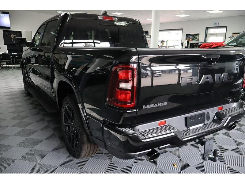 Neu Dodge Ram 419 PS (308 kW) 2025 Diamond black Pickup