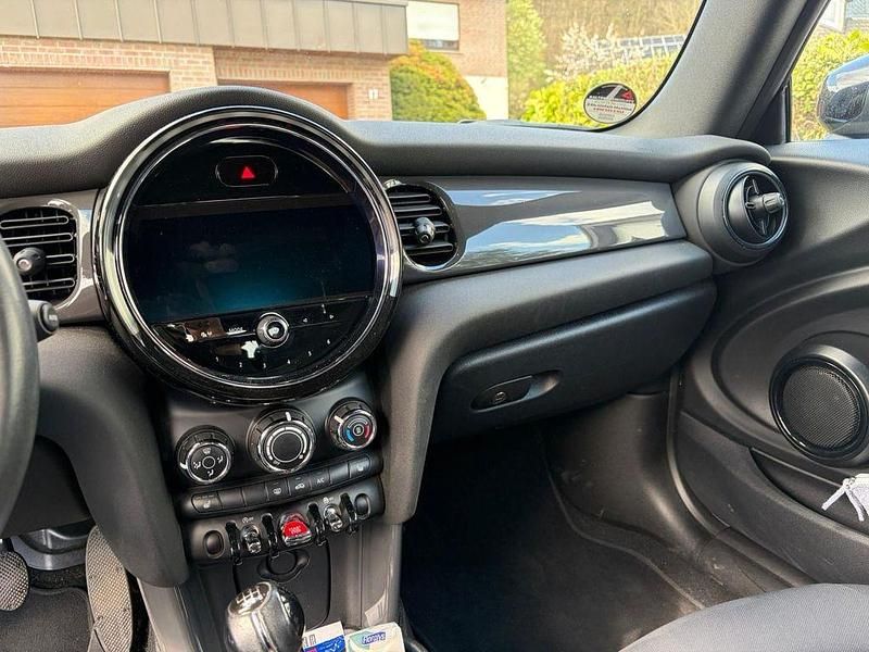 Gebraucht Mini One Cabriolet 102 PS (75 kW) 2021 Schwarz Cabrio