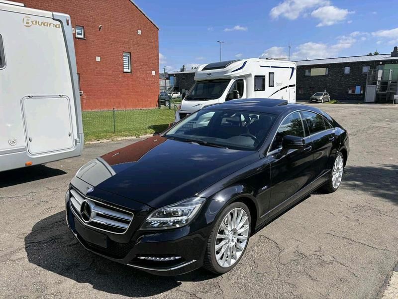 Schwarz Gebraucht 2011 Mercedes CLS350 Limousine | 21.490 € (Guter Preis) - Bild 1/4
