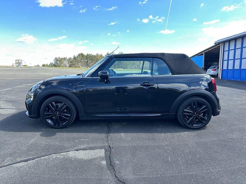 Gebraucht Mini Cooper Chili 136 PS (100 kW) 2021 Schwarz Kleinwagen