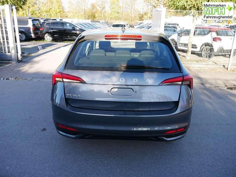 Neu Skoda Scala Selection 116 PS (85 kW) 2026 Graphite grau metallic Kleinwagen