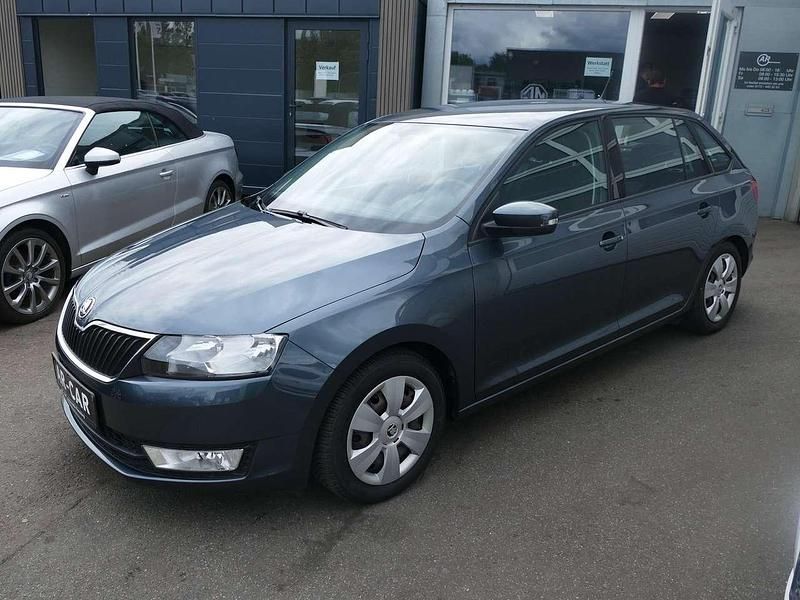 Gebraucht Skoda Rapid 90 PS (66 kW) 2016 Grau Kleinwagen