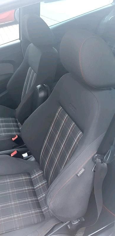 Weiß Gebraucht 2013 VW Polo GTI Kleinwagen | 10.000 € (Fairer Preis) - Bild 1/4