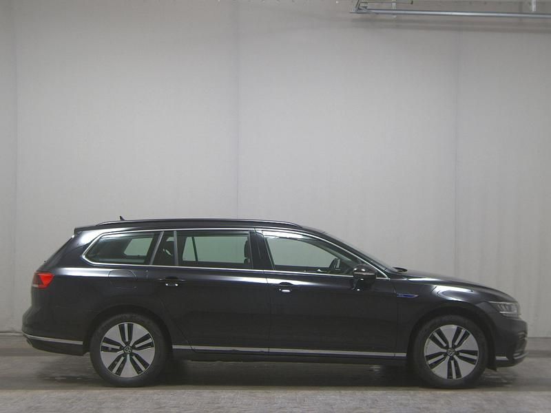 Gebraucht VW Passat GTE 218 PS (160 kW) 2020 Schwarz Kombi