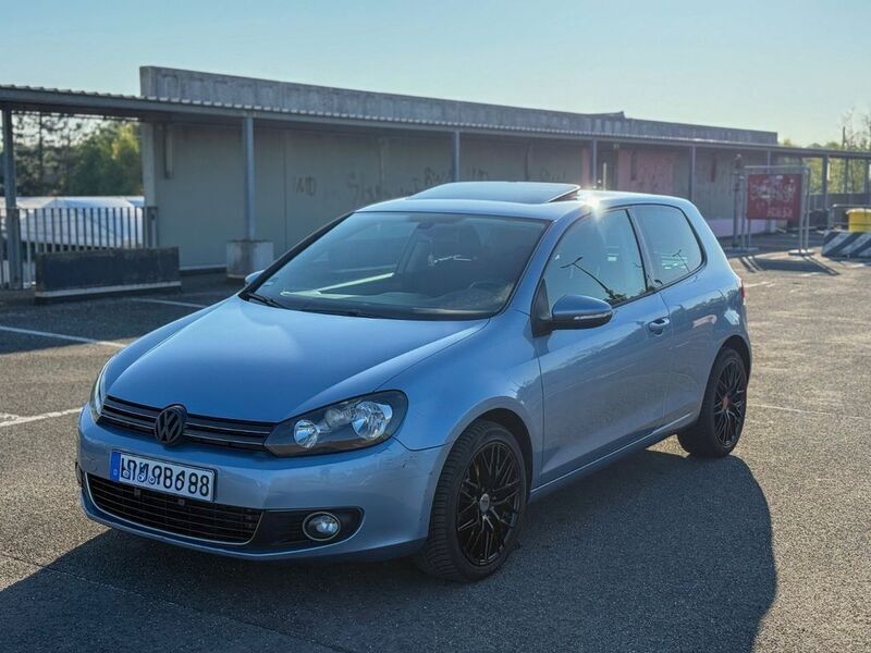 Blau Gebraucht 2010 VW Golf VI Limousine | 3.700 € (Fairer Preis) - Bild 1/4