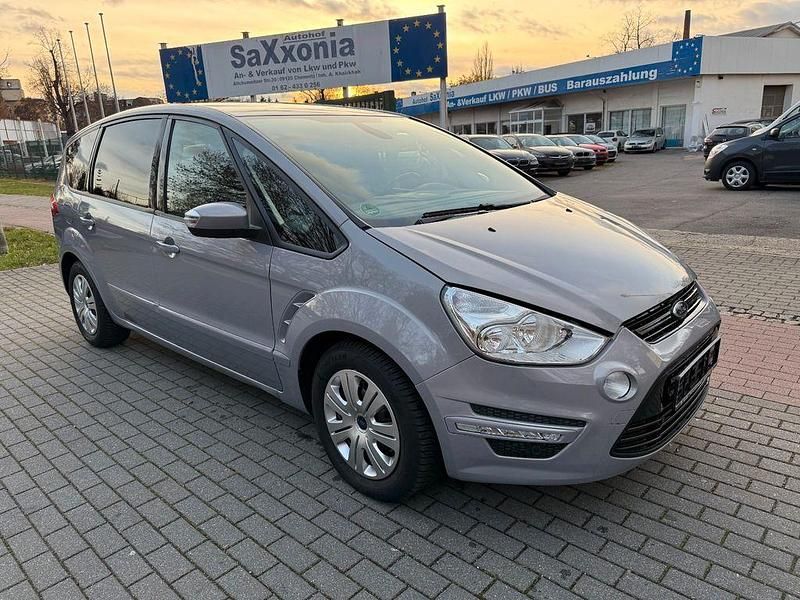 Silber Gebraucht 2011 Ford S-MAX Trend Limousine | 6.999 € (Fairer Preis) - Bild 1/4