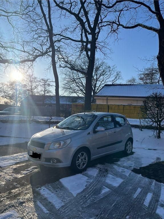 Gebraucht Chevrolet Aveo 84 PS (61 kW) 2009 Silber Limousine