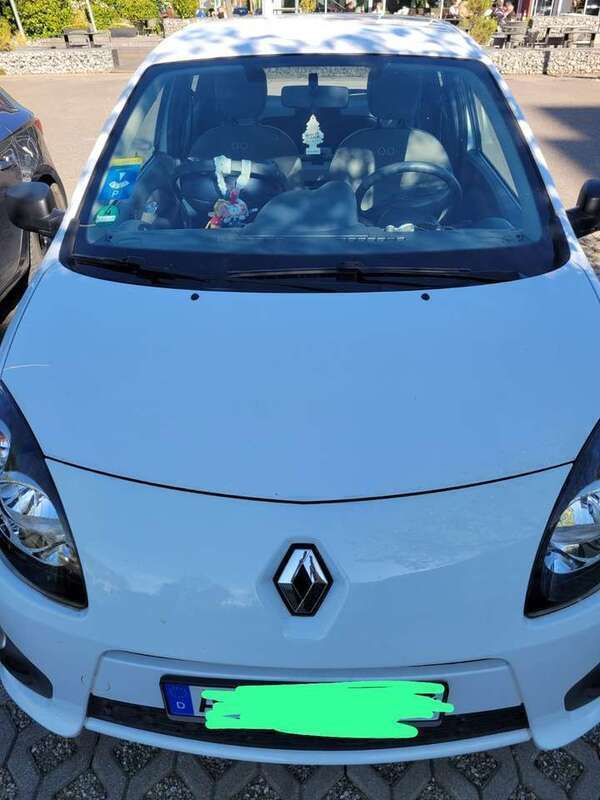 Weiß Gebraucht 2010 Renault Twingo Authentique Kleinwagen | 3.700 € (Fairer Preis) - Bild 1/4