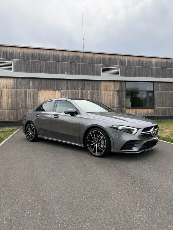 Gebraucht Mercedes A35 AMG 306 PS (225 kW) 2020 Grau Limousine