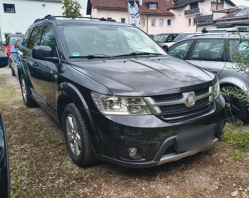 Schwarz Gebraucht 2012 Fiat Freemont SUV | 3.800 € (Superpreis) - Bild 1/4