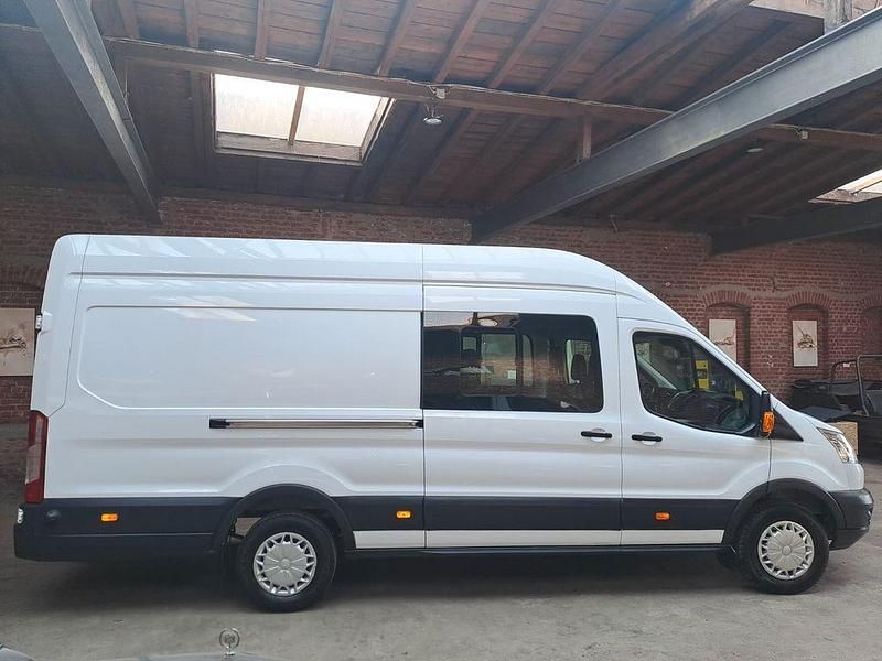 Second-hand Ford Transit 155 CP (114 kW) 2015 Alb Monovolum