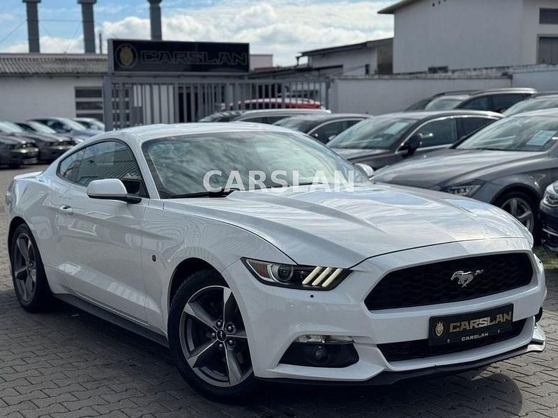 Weiß Gebraucht 2016 Ford Mustang Coupé | 22.998 € - Bild 1/4