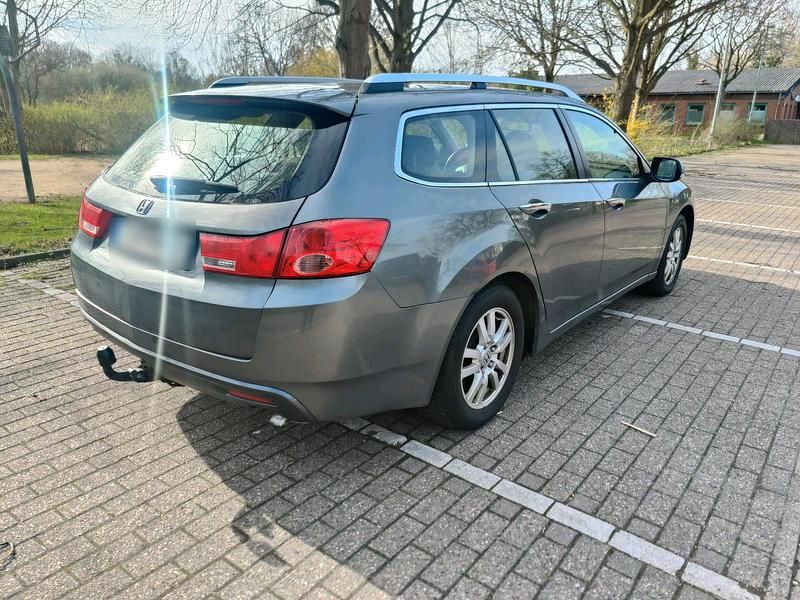 Gebraucht Honda Accord 150 PS (110 kW) 2009 Grau Kombi