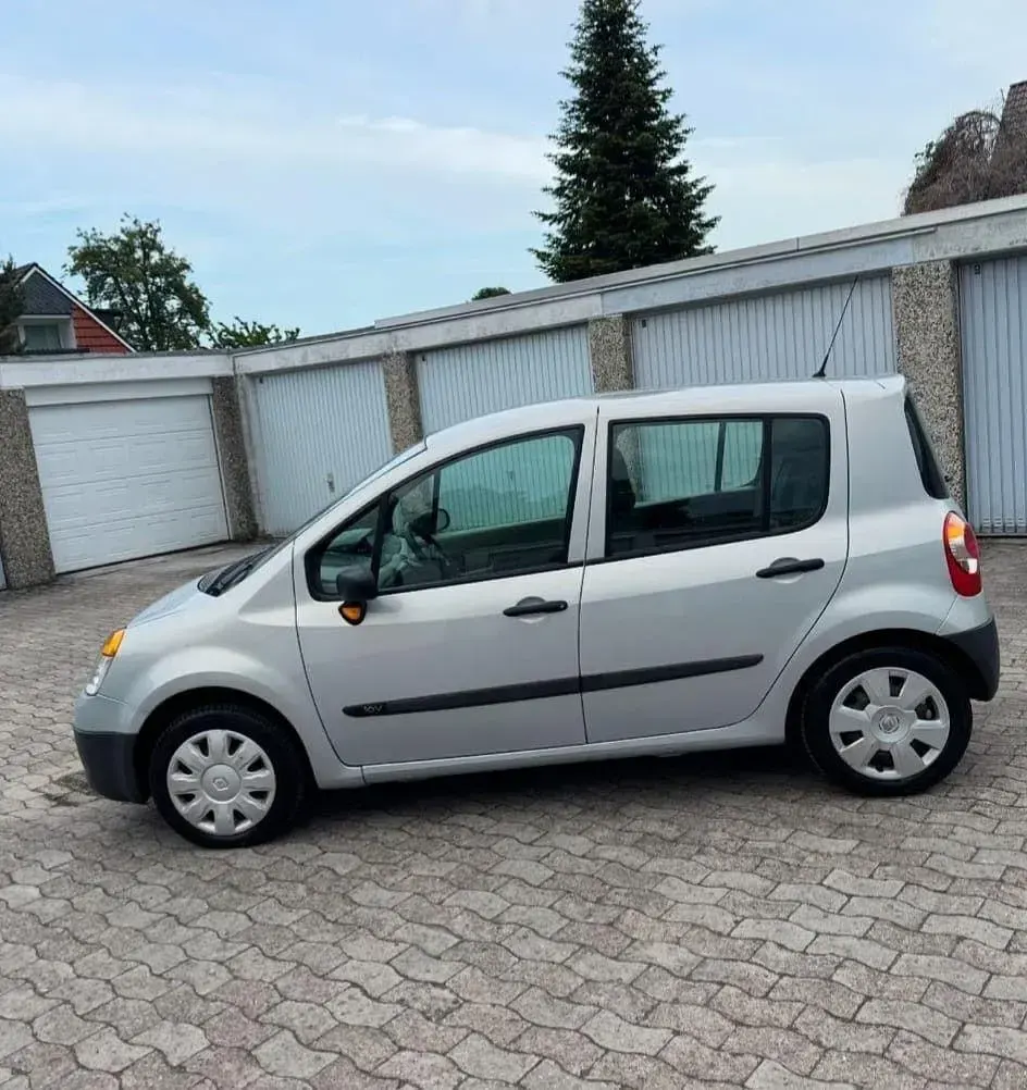 Gebraucht Renault Modus Expression 88 PS (64 kW) 2005 Silber Van / Kleinbus