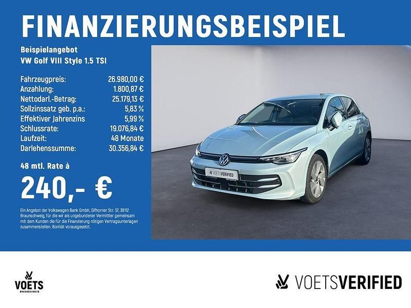 Gebraucht VW Golf VIII Style 150 PS (110 kW) 2025 Crystal ice blue metallic Limousine