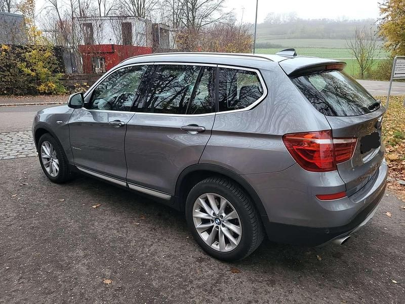 Gebraucht BMW X3 Advantage 190 PS (139 kW) 2016 Grau SUV