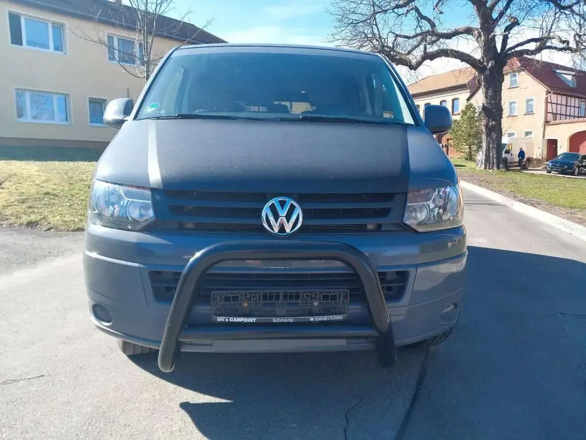 Używany VW Caravelle 140 KM (102 kW) 2015 Szary Van