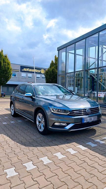 Gebraucht VW Passat Alltrack 239 PS (175 kW) 2017 Grau Kombi
