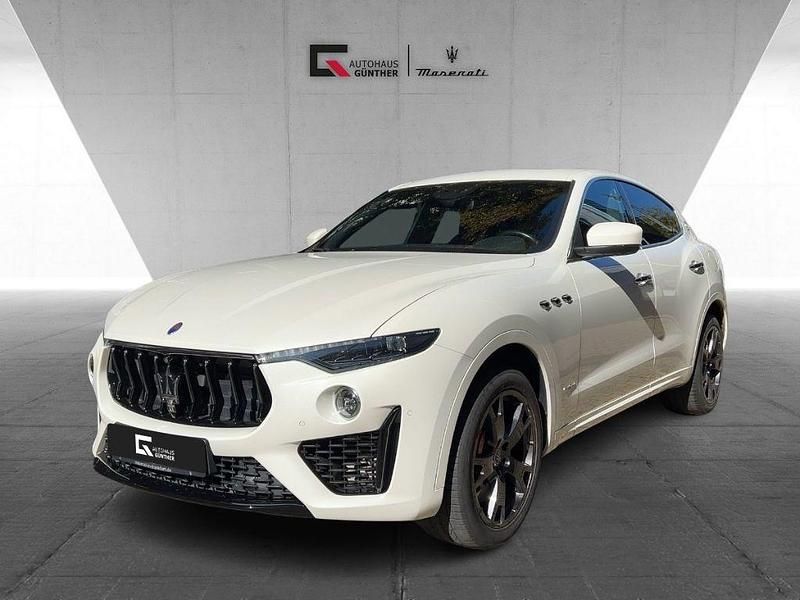 Bianco alpi Gebraucht 2021 Maserati Levante SUV | 52.990 € (Fairer Preis) - Bild 1/4