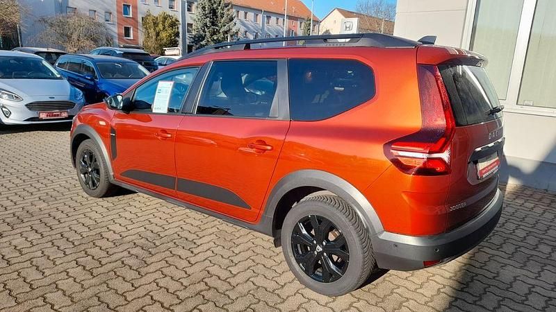 Gebraucht Dacia Jogger Extreme 101 PS (74 kW) 2022 Orange Van / Kleinbus