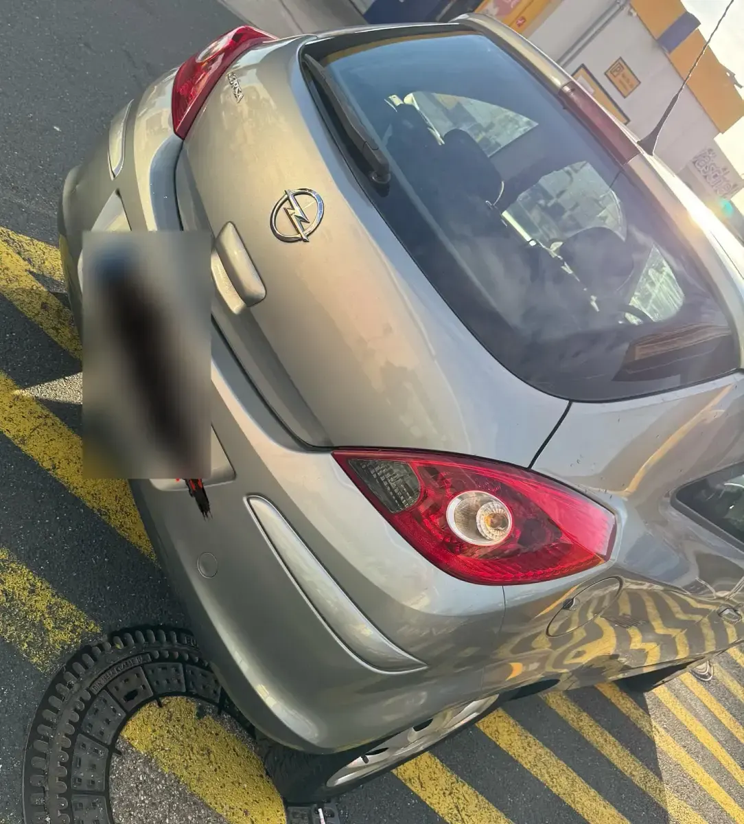 Gebraucht Opel Corsa 87 PS (63 kW) 2012 Grau Kleinwagen