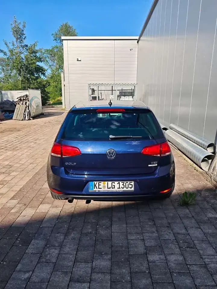 Gebraucht VW Golf VII Allstar 110 PS (80 kW) 2016 Blau Kleinwagen