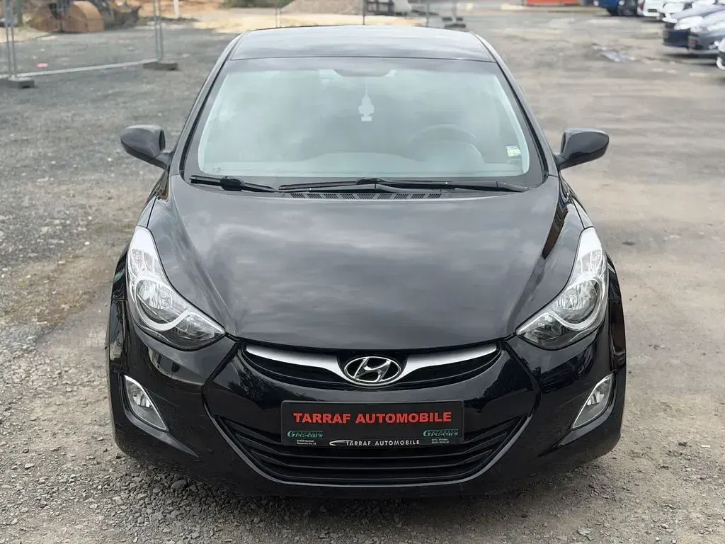 Gebraucht Hyundai Elantra Style 132 PS (97 kW) 2012 Schwarz Limousine
